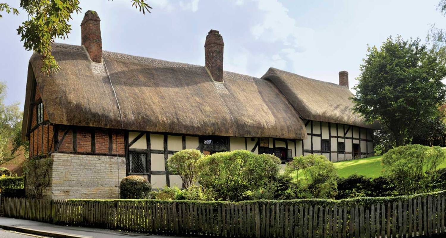 An adventure touring the most emblematic places in United Kingdom of Great Britain and Northern Ireland United Kingdom, Ireland And Northern France (26 Destinations