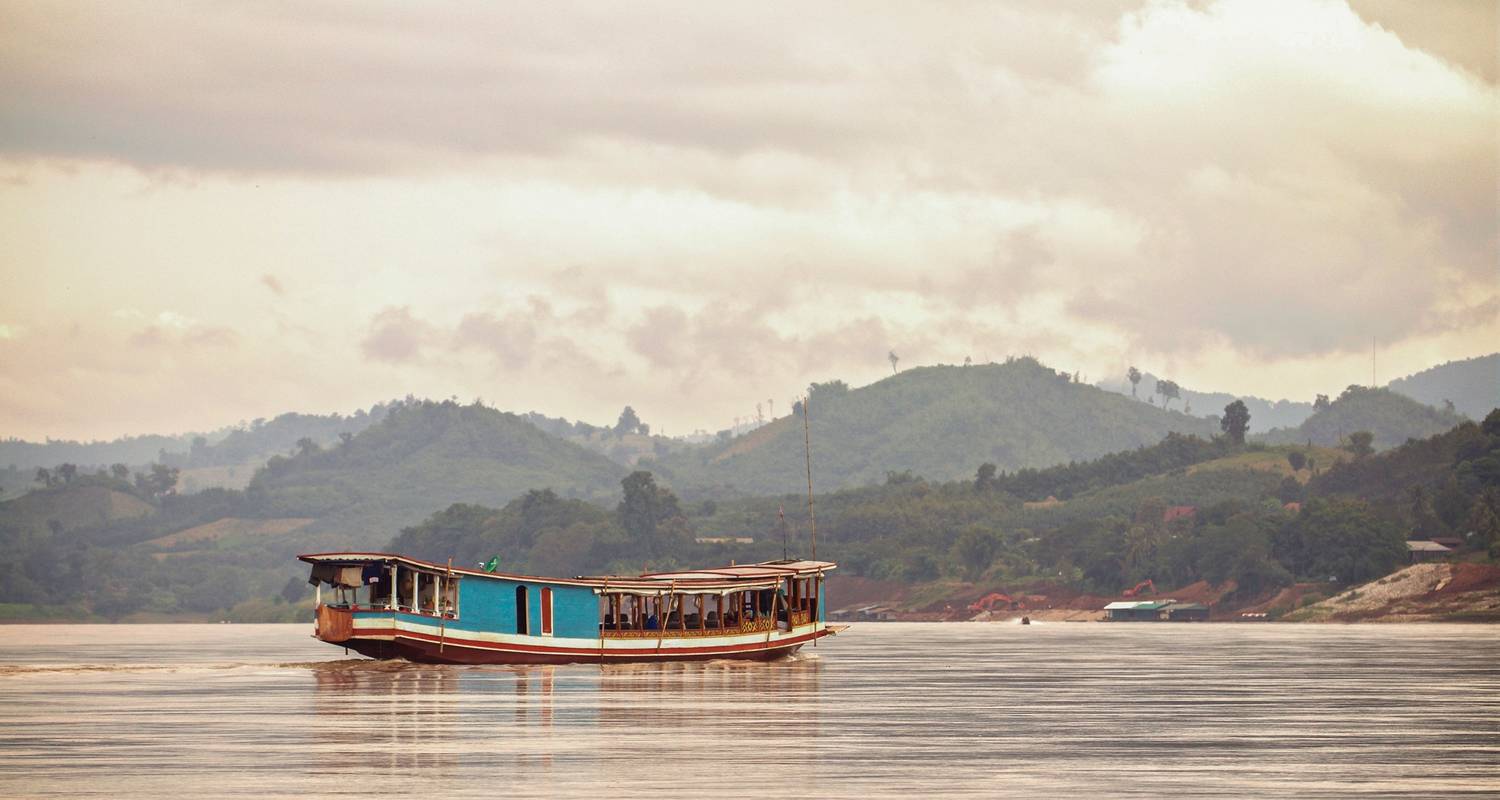 Laos: Sunrises & Street Food