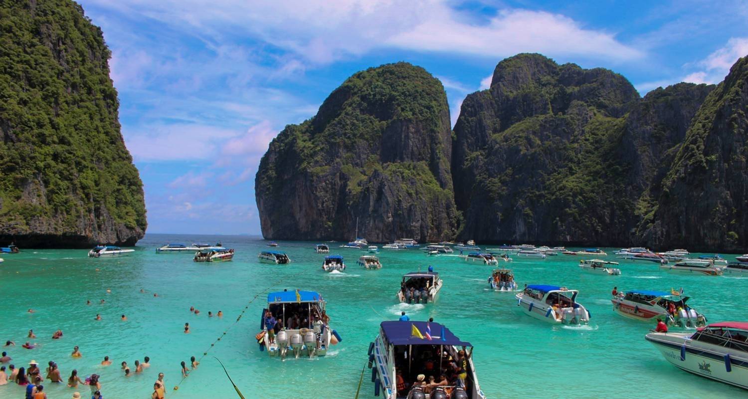 An adventure touring the most emblematic places in Viet Nam Best Of Vietnam Plus Phuket, Thailand - 12 Days