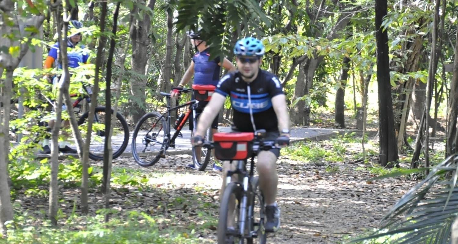 An adventure touring the most emblematic places in Thailand Adventure Indochina By Bicycle 14 Days